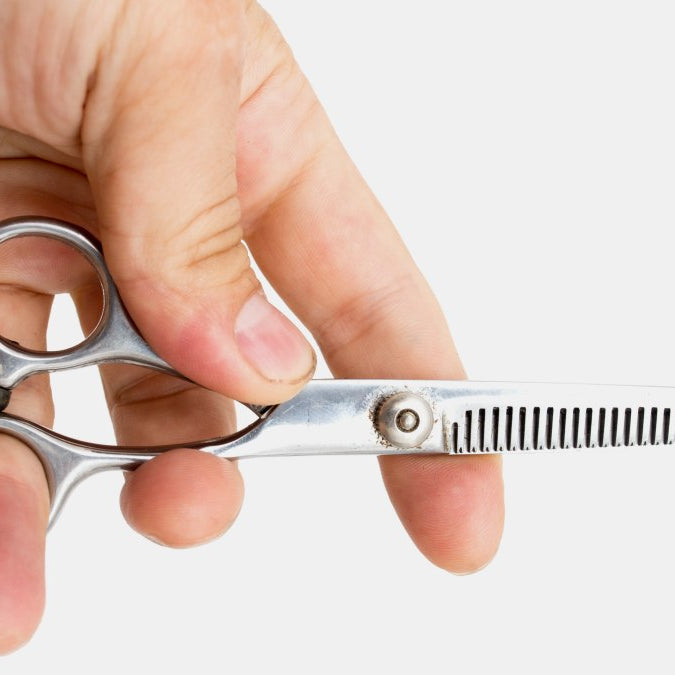 The Versatility of Double-Sided Thinning Scissors in Hairdressing